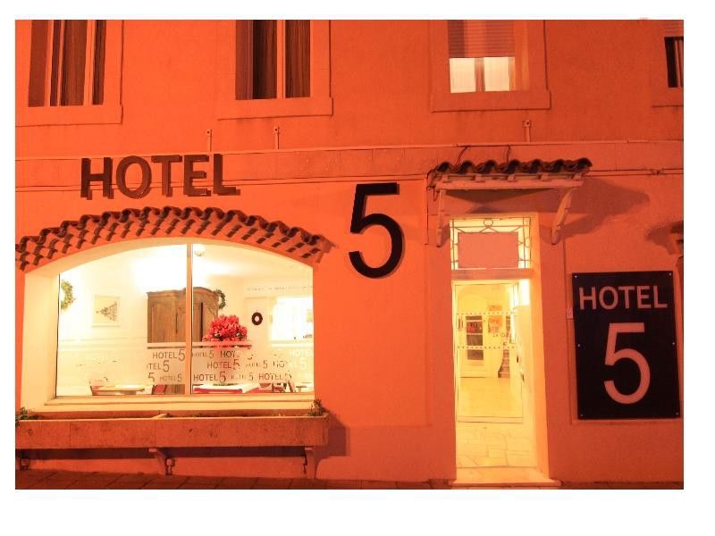 Hotel Le 5 Martigues Exterior photo